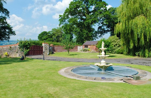 Llandyrnog Cottage | Tall Trees