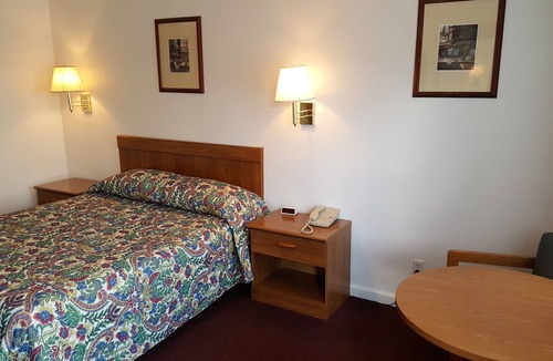 Moro Hotel | Tall Winds Motel