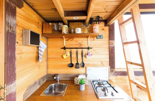 Tallarook House | Tallarook Hilltop Tiny House 1 by Tiny Away