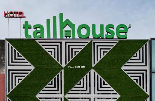 Taman Permata Apartment | Tallhouse Apartment Hotel