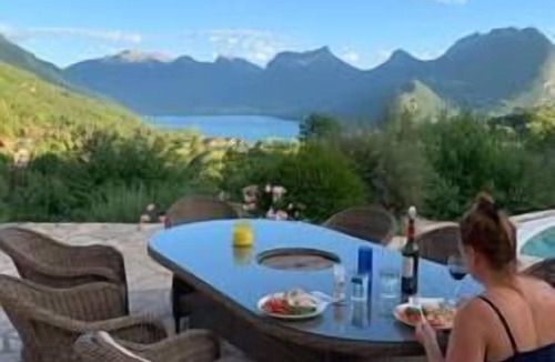 Rovagny Villa | Talloires Infinity Villa