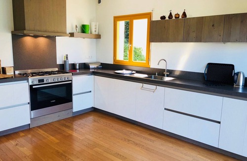 Talloires-Montmin House | TALLOIRES, VUE PANORAMIQUE SUR LE LAC, Villa, 8pers