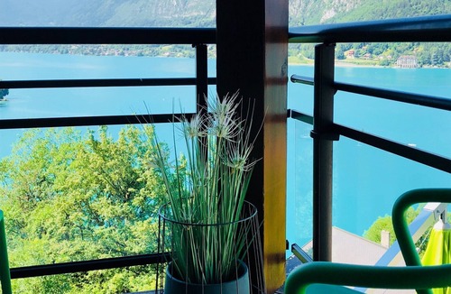 Talloires-Montmin House | TALLOIRES, VUE PANORAMIQUE SUR LE LAC, Villa, 8pers