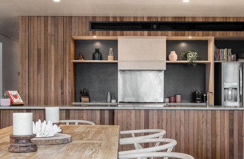 Suffolk Park House | Tallowood - luxury beach house with pool & studio