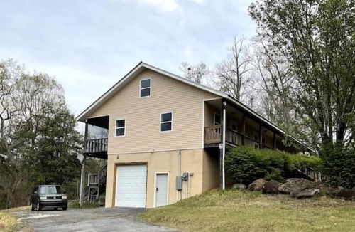 Wiley Apartment | Tallulah Gorge Guest Suite One, Two and Three