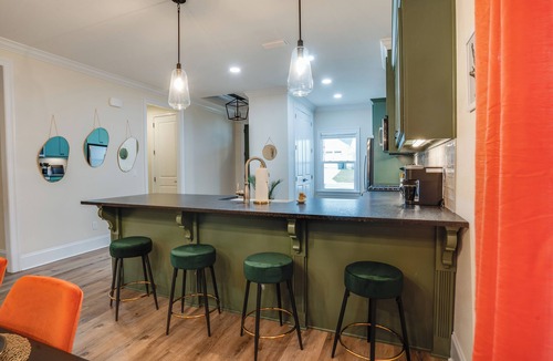 Tallahassee House | Tally Cozy Craftsman Near Football Parks Lake & Airport