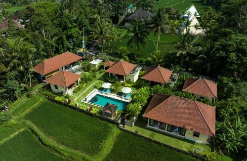 Melayang Bed & Breakfast | TAMAN EDEN COTTAGE