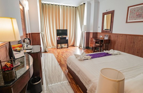 Merek Resort | Taman Simalem Resort