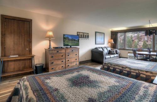 Purgatory House | Tamarron Lodge Studio 414