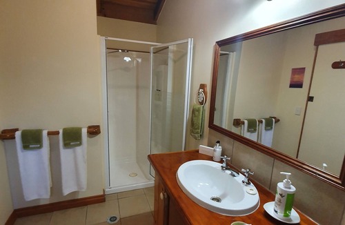 Eagle Heights Bed & Breakfast | Tamborine Mountain B&B