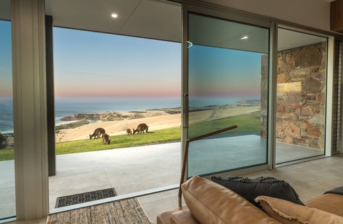 Duncan House | Tammar Ridge - Luxury at Snelling Beach