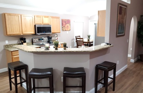 Ruskin House | Tampa Bay Area Getaway