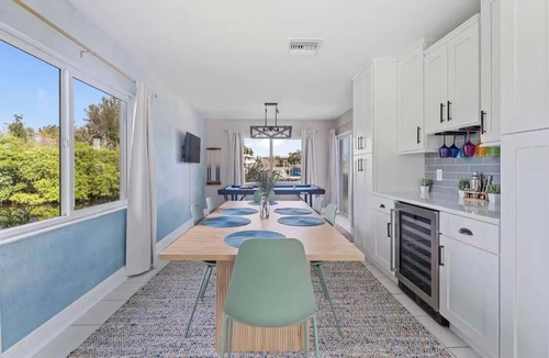 Bay Crest Park House | Tampa Florida Oasis with Pool Overlooking Canal/Waterfront