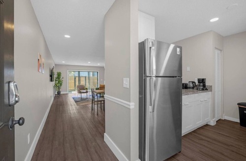 University House | Tampa's Peaceful Retreat