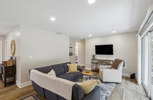 Riverside Heights House | Tampa Vacation Rental ~ 3 Mi to Downtown!