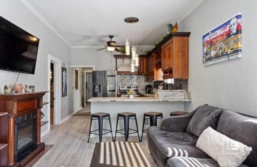 East Ybor Villa | Tampa Ybor Bungalow