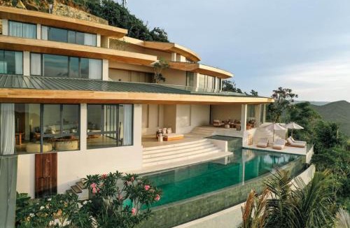 Praya Barat Resort | Tampah Hills