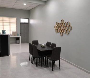 Manir House | TAMU HOMESTAY