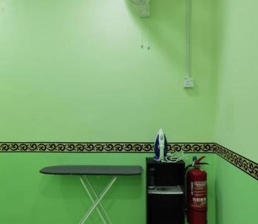 Kampung Gong Kemuntong Hotel | TAMU KoGURU