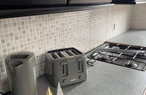 Fazeley House | Tamworth Home from Home