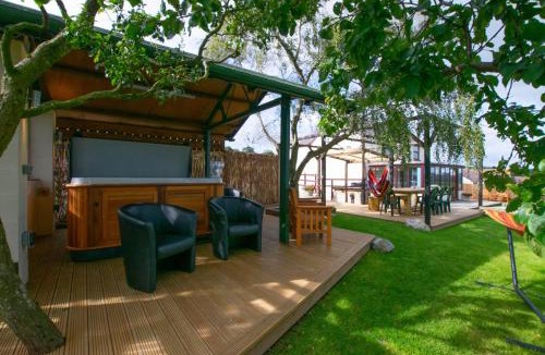 Denbigh House | Tan y Garth