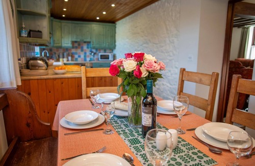 Llanllwchaiarn Cottage | Tan-yr-Onnen, New Quay