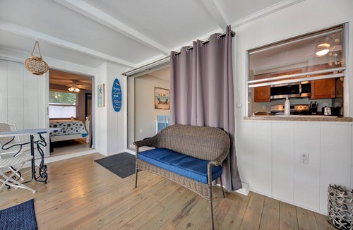 Ridge Wood Heights House | Tana’s Siesta Getaway - Heated Private Pool