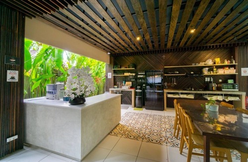 Central Seminyak Apartment | Tanaga Coliving