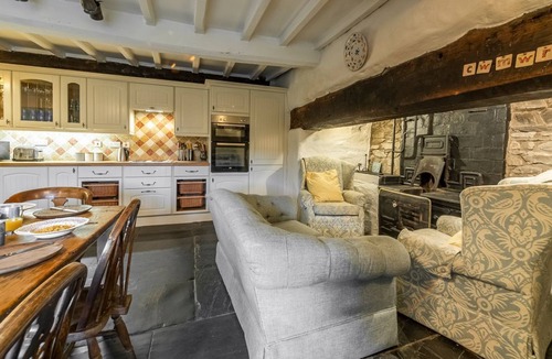 Pennant Melangell Villa | Tanat Valley Farmhouse