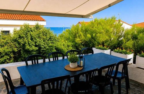 Chateau-d'Olonne House | Tanchet Beach House - face mer