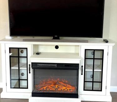 Middletown Apartment | Tangerine Cottage