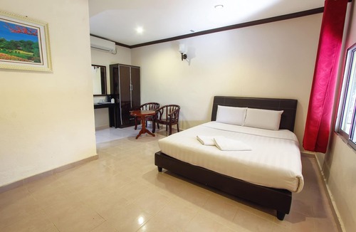 Air Hangat Hotel | Tanjung Puteri Motel
