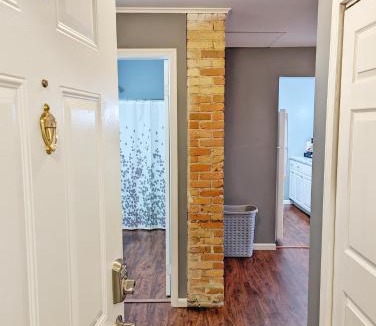 Bay City Apartment | Tanner Building