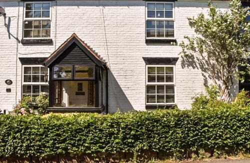 Waresley House | Tansey Cottage