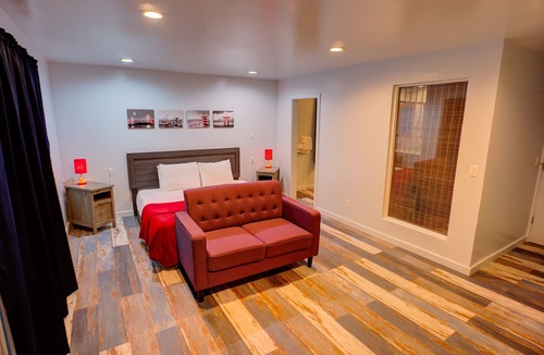 Big Bear Hotel | Tao Cabins