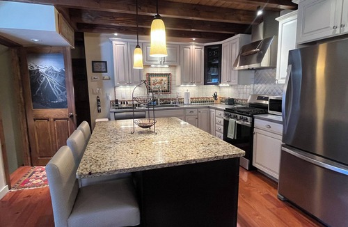 Taos Ski Valley House | Taos Chalet - Comfort and Style in Taos Ski Valley