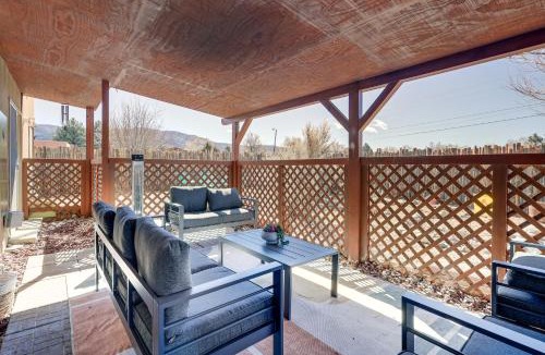 Taos House | Taos Home w/Private Hot Tub, Sauna & Gas Grill!
