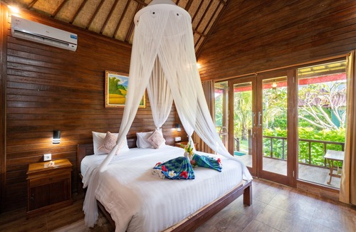 Mushroom Bay Hotel | Taos House Lembongan