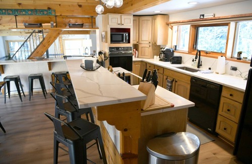 Taos Ski Valley House | Taos Ski Valley Amizette Mountain House