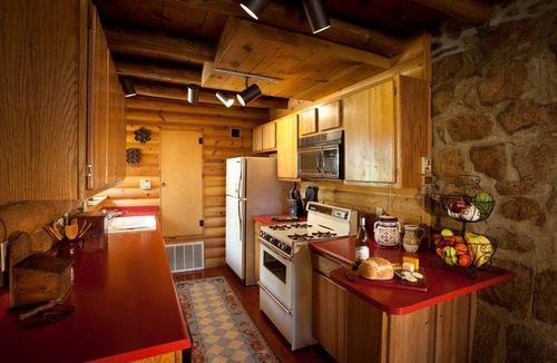 Taos Ski Valley Ski Chalet | Taos Ski Valley Chalet - Steps from the Lift!