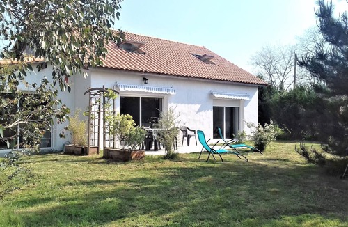 La Plaine-sur-Mer Villa | Tara, 3-star seaside gîte 500 m from beaches and hiking trails