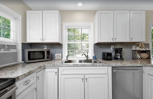 Ogunquit Cottage | Tara Cove Cottage