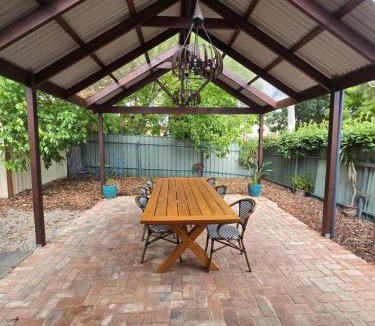 Littlehampton Ski Chalet | Tara Stables