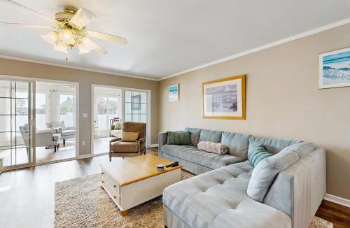 Lewes House | Taramino - 17414 Taramino Pl