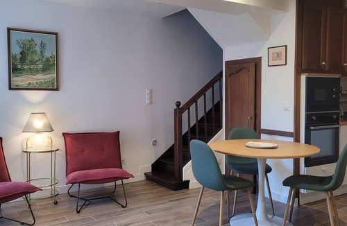 Tardets-Sorholus Apartment | Tardets Centre Apartment with garden