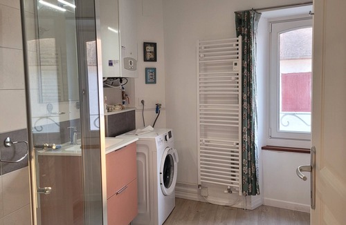 Tardets-Sorholus Apartment | Tardets Centre Apartment with garden