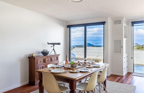 Nelson Bay House | Tareebin Road, 2/26