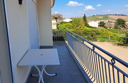 Fleurie House | TARI HOUSE