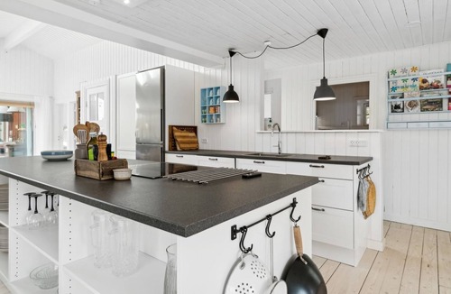 Ronne House | "Tarje" - 320m from the sea by Interhome