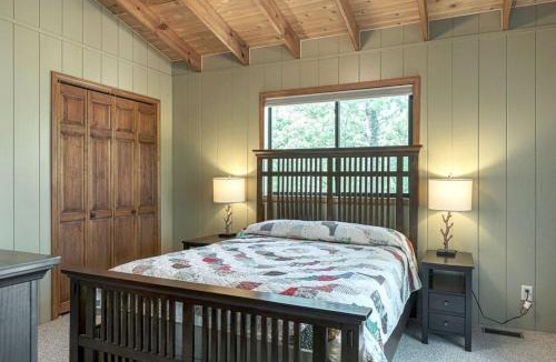 Innsbrook House | Tarnhouse Lakefront Cottage